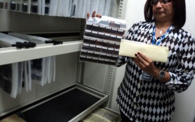 Assessora Técnica do Núcleo de Documentação visita Arquivo Central do Senac São Paulo