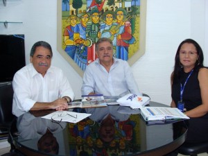 Leia mais sobre o artigo Diretor Regional recebe prefeito de Vitorino Freire