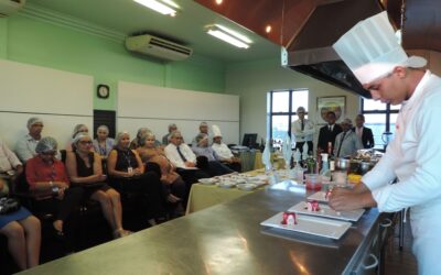 Restaurante Escola apresenta competidores da 8ª Olimpíada do Conhecimento