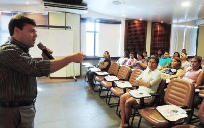 Pais de alunos do Programa de Aprendizagem participam de reunião no Senac/MA