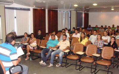 Núcleo de Formação em Informática orienta instrutores durante encontro de alinhamento pedagógico
