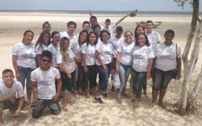 Turma do curso Técnico em Meio Ambiente visita Porto do Araçagi
