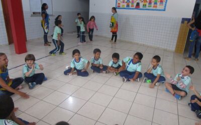Turma de Cuidador Infantil realiza visita técnica em escola em Bacabal