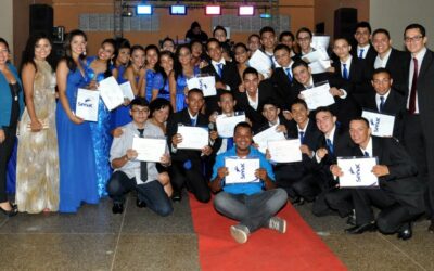 Turmas do Programa de Aprendizagem do Senac recebem certificação em Bacabal