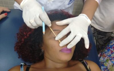 Demonstração de técnica de pintura com Henna em sobrancelha ocorre no Senac em Bacabal