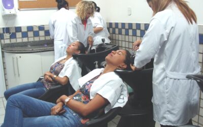 Senac homenageia mães com Dia de Beleza