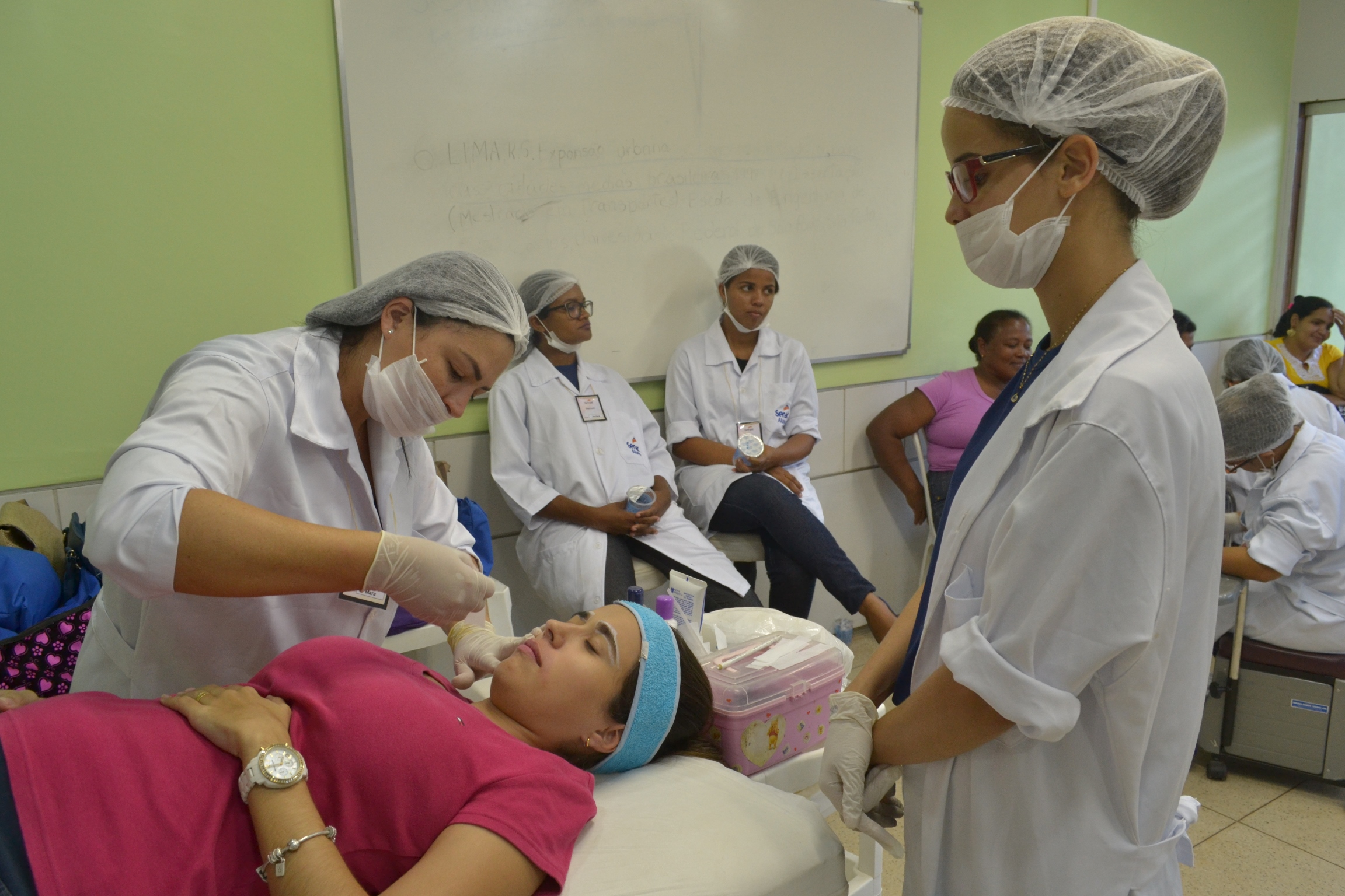 No momento, você está visualizando Semana de Beleza em Imperatriz homenageia mês das Mães
