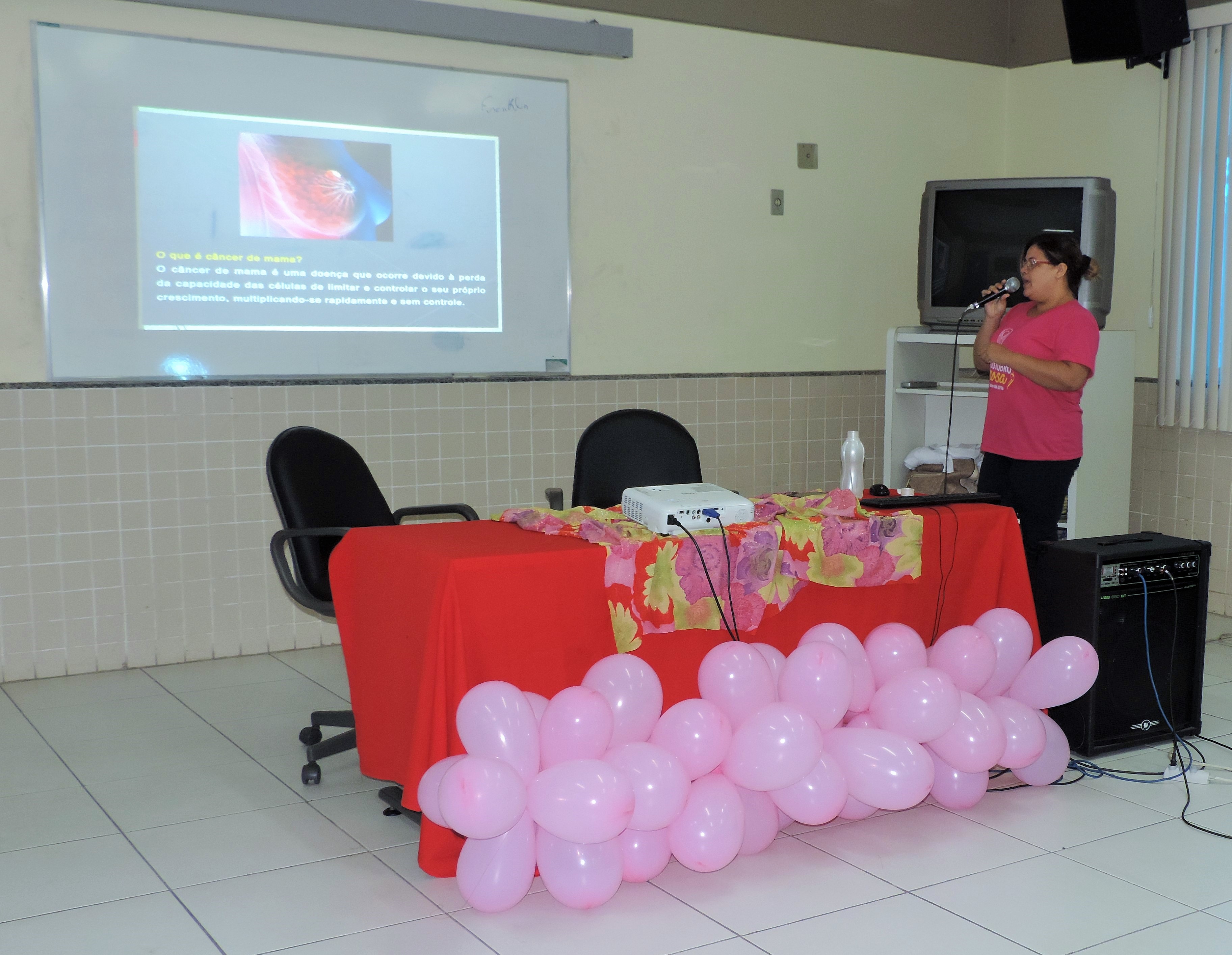Você está visualizando atualmente Ações conscientizam sobre o câncer de mama em Caxias e Bacabal