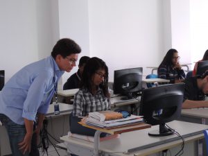 Leia mais sobre o artigo Oficinas de informática são destaque em Universidades de São Luís