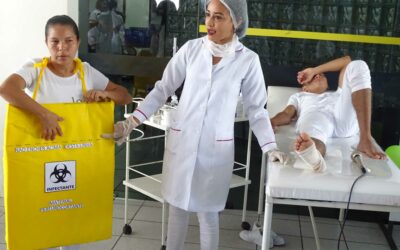 Alunos conscientizam sobre descarte correto de lixo hospitalar