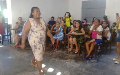 Desfile marca encerramento de turma do Programa de Inclusão Social do Senac