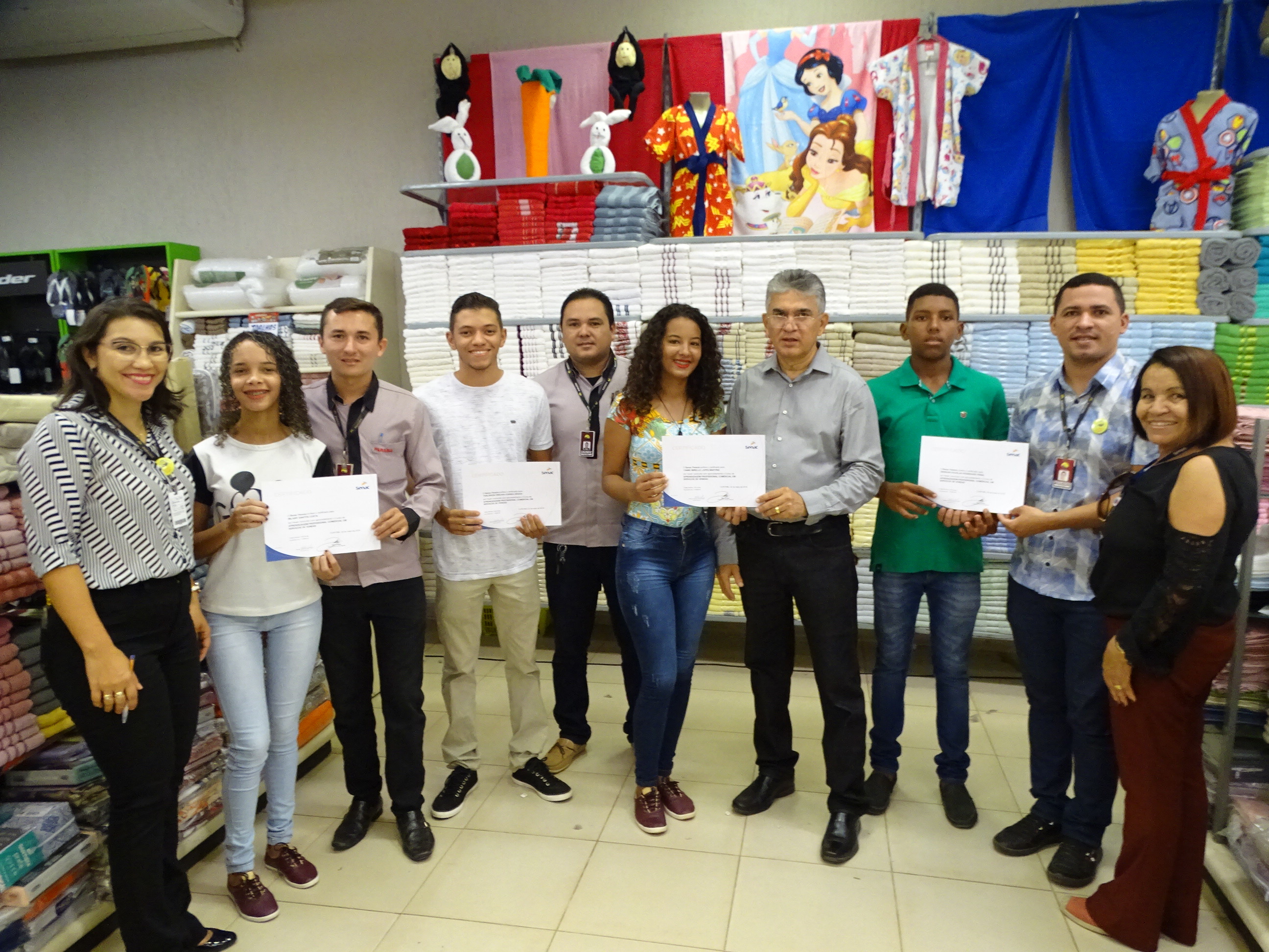 Você está visualizando atualmente Jovens aprendizes pela Rede EaD são certificados em Pinheiro