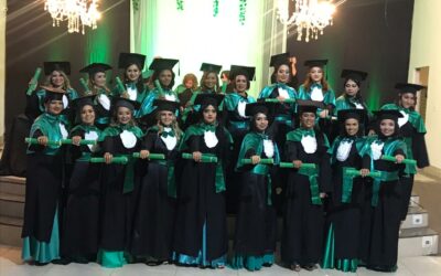 Alunos celebram conclusão do curso Técnico em Estética em Imperatriz