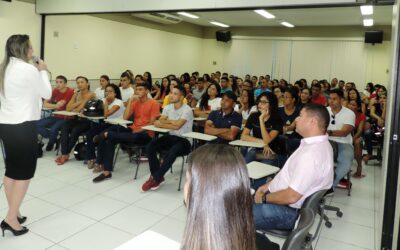 Programa de Aprendizagem Profissional Comercial inicia atividades em Caxias