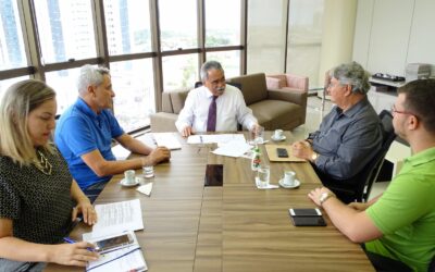 Reunião define deslocamento da Carreta-Escola de Turismo e Hotelaria para Lago da Pedra