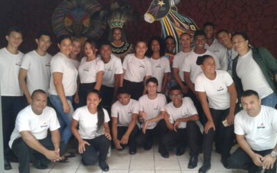 Alunos do curso de Garçom alinham técnicas às atividades do dia a dia