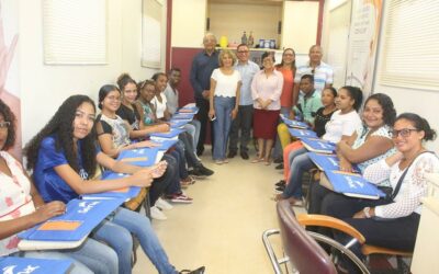 Senac inicia turmas da Carreta-Escola de Moda e Beleza em Cururupu