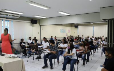 Palestra alerta sobre importância de cuidados com a Saúde Mental
