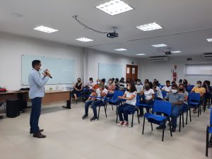 Leia mais sobre o artigo Alunos de escolas de Pinheiro visitam instalações do Senac na cidade