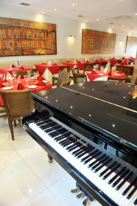 Leia mais sobre o artigo Restaurante Escola do Senac retorna com programação musical ao piano